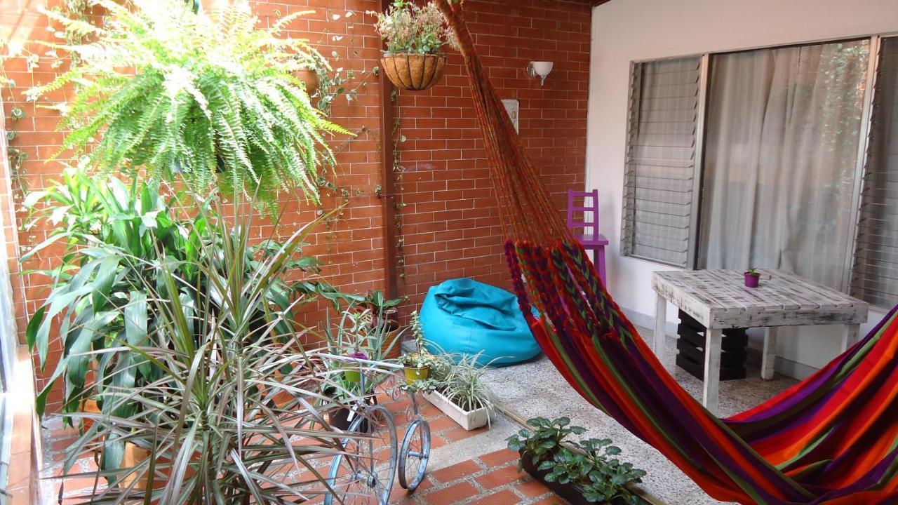 Iris Hostel מדיין מראה חיצוני תמונה